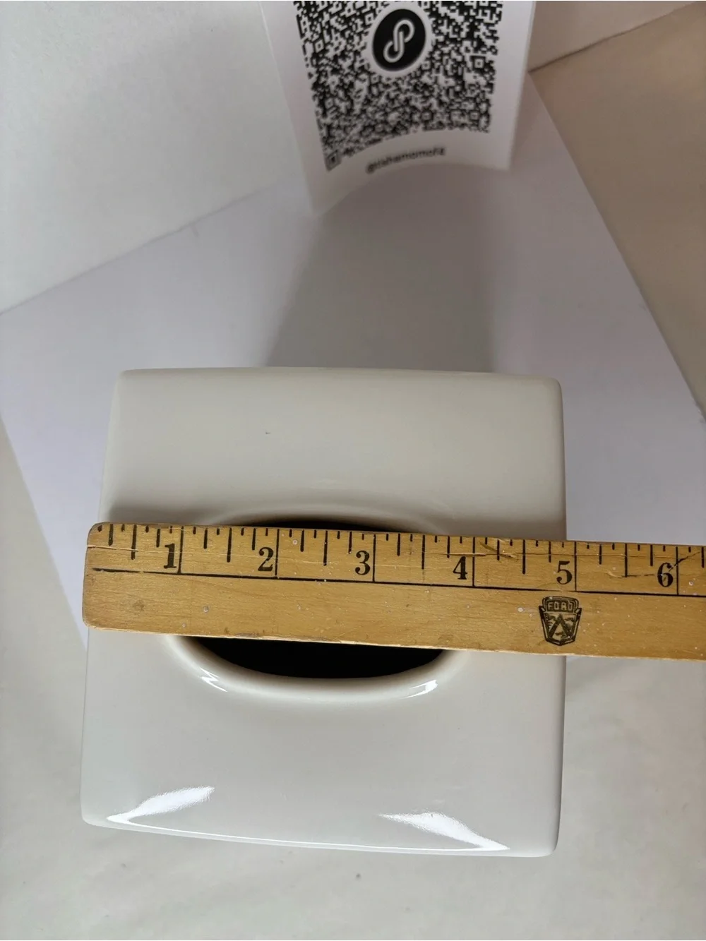 Fleurs de Jardin White Ceramic Tissue Box Cover